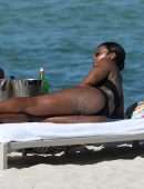 Kelly Rowland Booty in a Black Bikini at the Beach in Miami