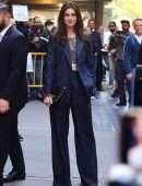 Anne Hathaway Out and About in New York