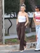 Charlotte McKinney Out Shopping on Melrose Place in Los Angeles