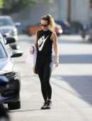 Olivia Wilde in Workout Outfit in Los Angeles