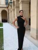 Shailene Woodley Arriving at Monot Womenswear Show in Paris