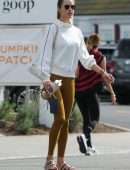 Alessandra Ambrosio in Leggings in Brentwood