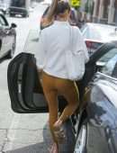 Alessandra Ambrosio in Leggings in Brentwood