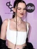 Dove Cameron Cleavage, Performing Live at 2022 American Music Awards in Los Angeles