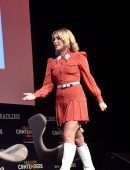Florence Pugh Leggy, Speaking during Contenders Film: Los Angeles in LA