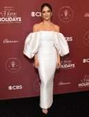 Katharine McPhee at A Home for the Holidays at The Grove in Los Angeles