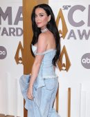 Katy Perry Cleavage at the 56th Annual CMA Awards in Nashville