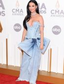 Katy Perry Cleavage at the 56th Annual CMA Awards in Nashville