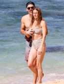 LeAnn Rimes Booty in Bikini at a Beach in Waikiki