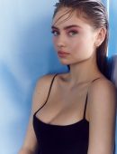 Leni Klum in About You AW22 Collection - November 2022