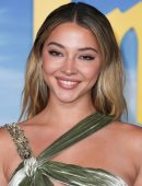 Madelyn Cline Leggy at the Premiere of “Glass Onion: A Knives Out Mystery” in Los Angeles