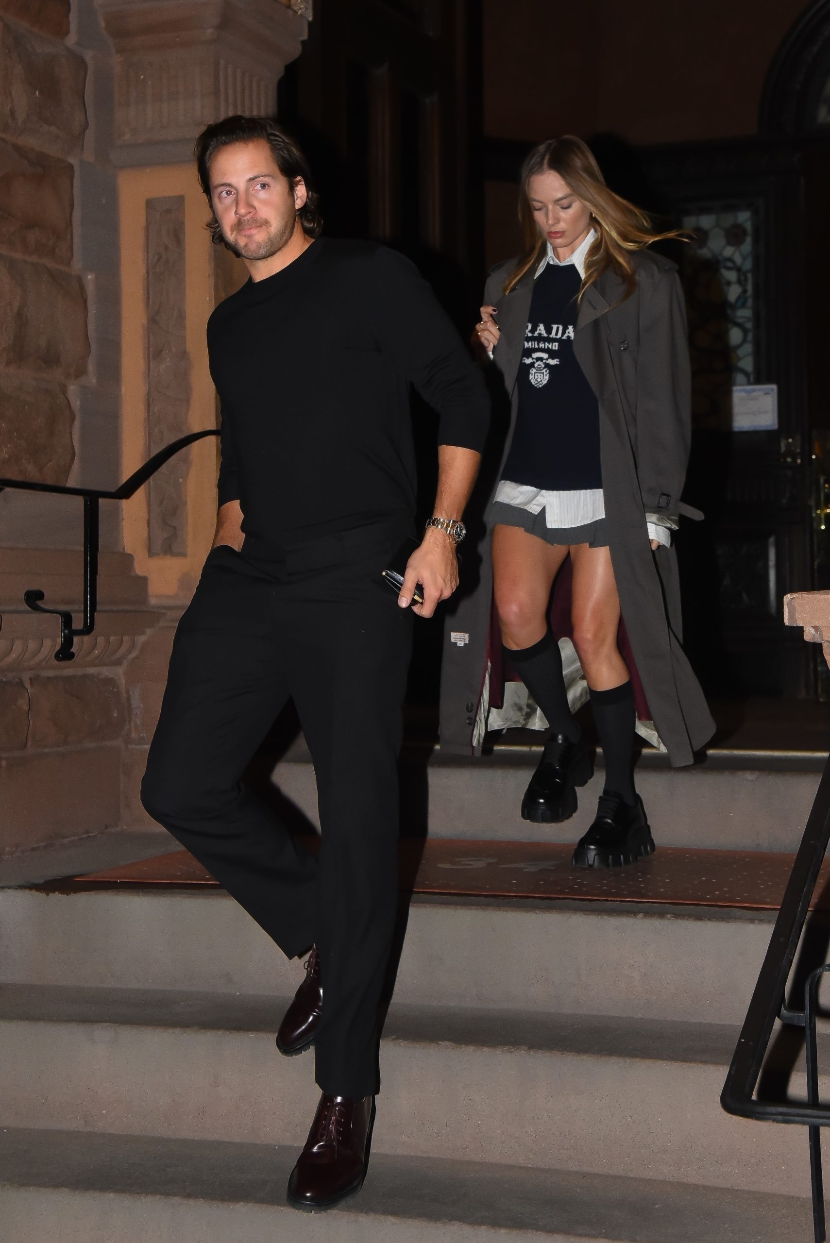 Margot Robbie Leggy in Skirt, Out in Manhattan, New York