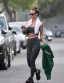 Olivia Wilde in Workout Outfit in Studio City
