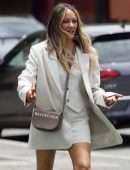 Samantha Jade Spotted Outside the Court Bar in Perth, Western Australia