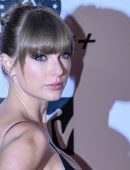 Taylor Swift Attending the MTV Europe Music Awards in Duesseldorf, Germany