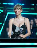 Taylor Swift Attending the MTV Europe Music Awards in Duesseldorf, Germany