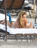 Chantel Jeffries Booty in Camaoflauge Thong Bikini in Miami Beach