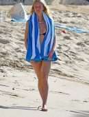 Gwyneth Paltrow with Apple Martin Seen on the Beach in Bridgetown