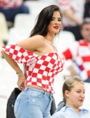 Ivana Knoll Cleavage, and Kissing at FIFA World Cup 2022 in Doha