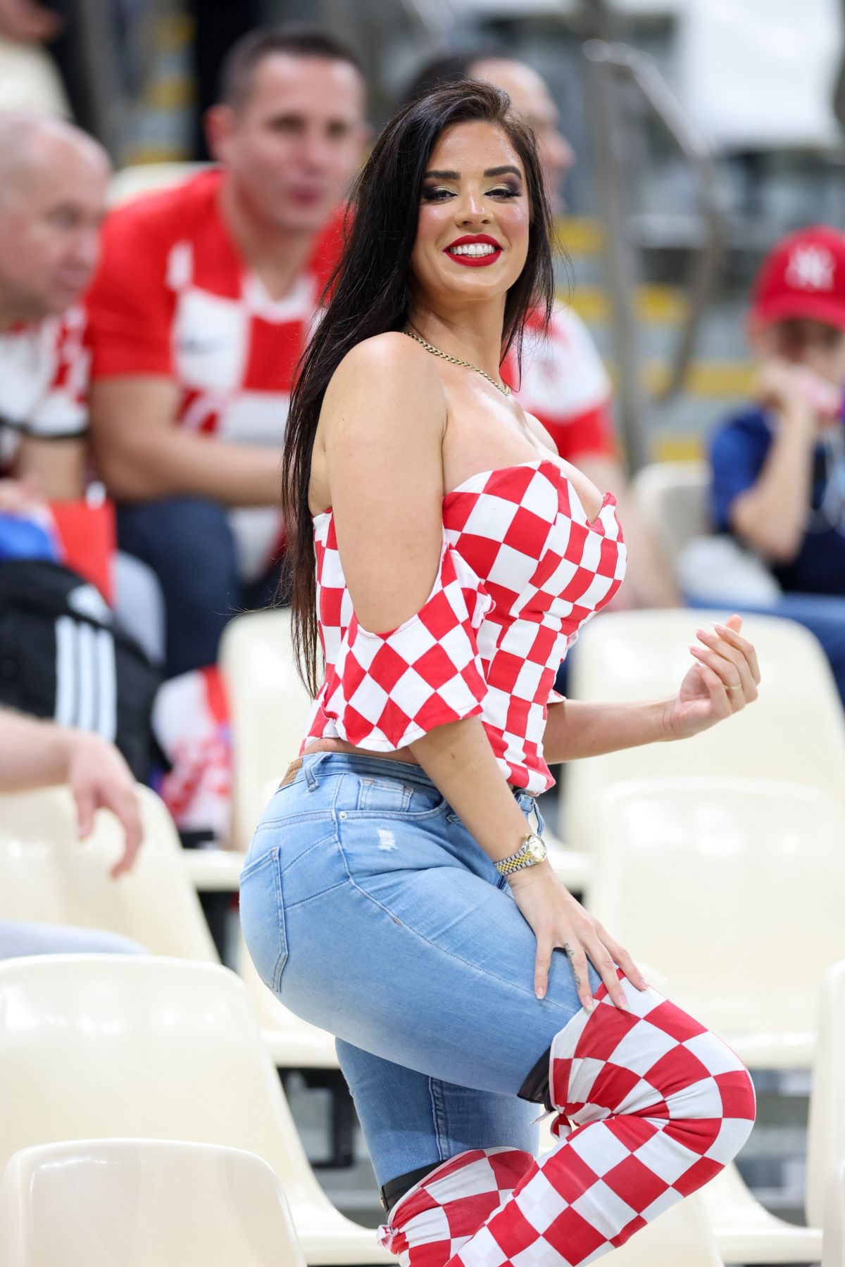Ivana Knoll Cleavage, and Kissing at FIFA World Cup 2022 in Doha