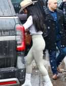 Lauren Sanchez Leaving Kemo Sabe Store in Aspen