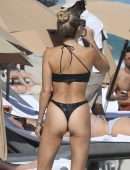 Sylvie Meis Booty in Thong Bikini at the Beach in Miami