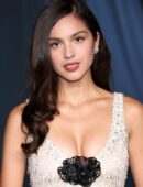 Olivia Rodrigo Cleavage at Academy Gala 2025