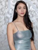 Caylee Cowan turned the 2026 Warner Music GRAMMY Party into her own personal runway on January 29